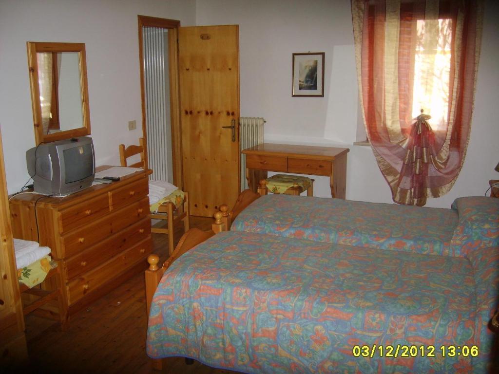 Antico Albergo Sant'Antonio Fonzaso 객실 사진