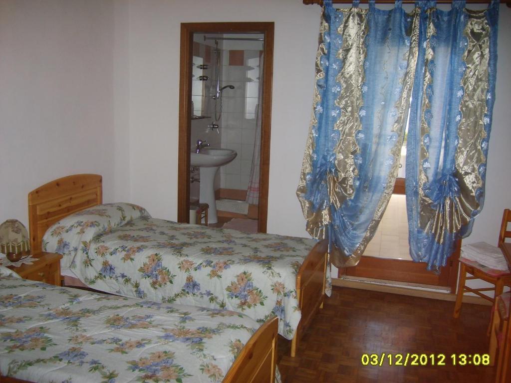 Antico Albergo Sant'Antonio Fonzaso 객실 사진